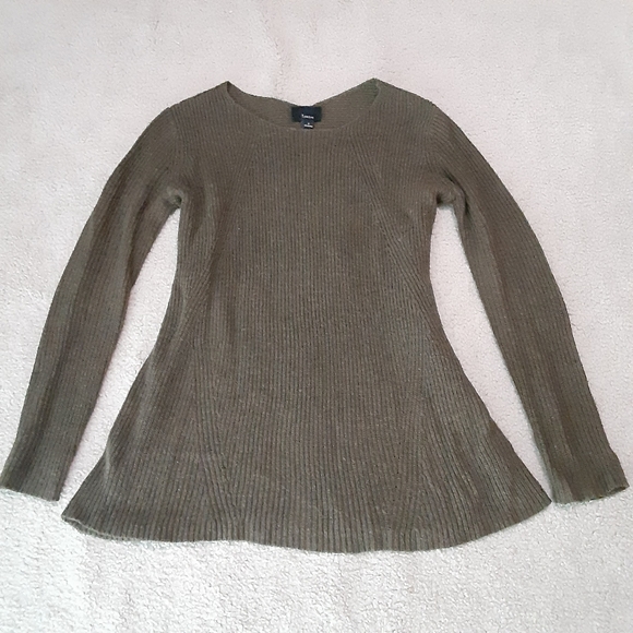 |3/$30| Cozy Olive Sweater - Picture 2 of 5